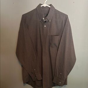 Van Heusen Dark Gray Button-Down Casual Classic Quiet Luxury Business SZ Medium